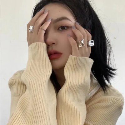 彩色中的黑白